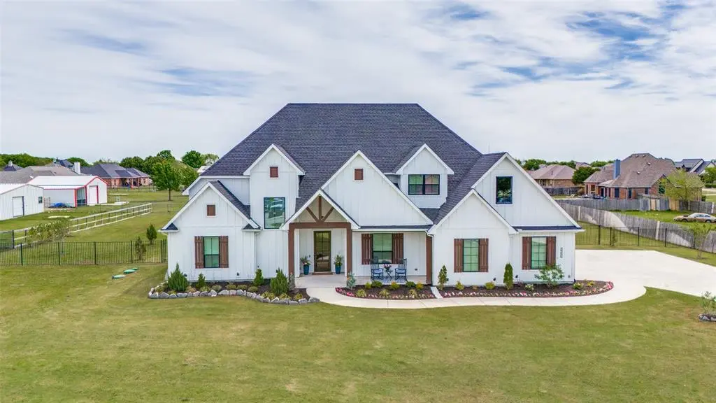 2255 County Road 377, Van Alstyne, TX 75495