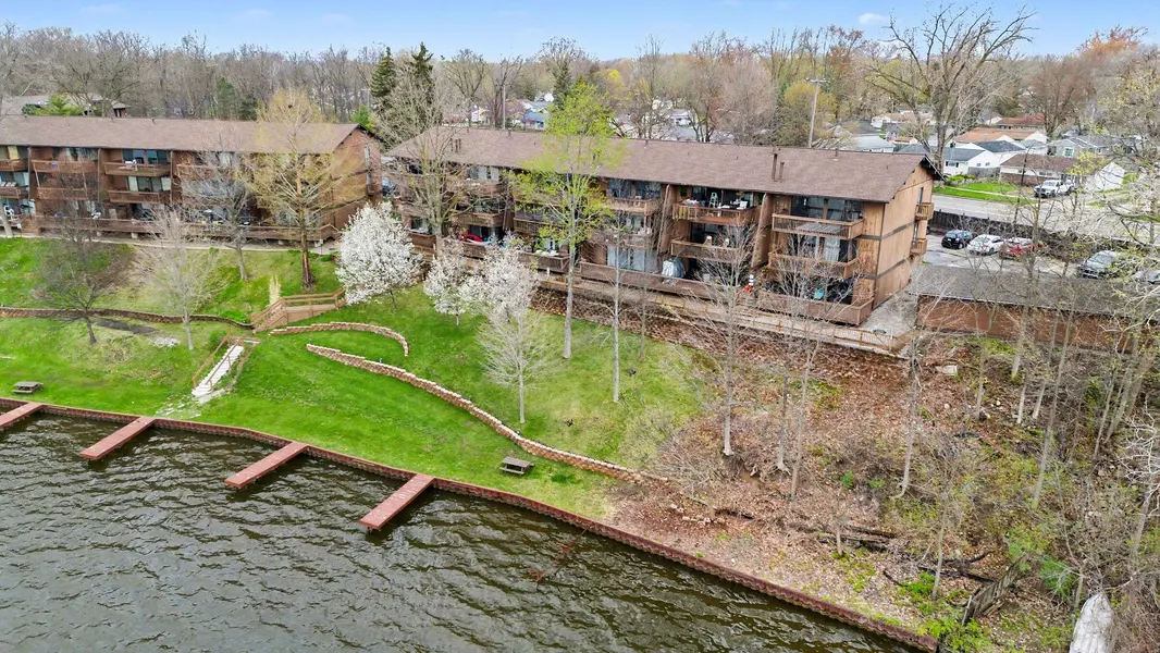 1744 Grove RD #A-202, Ypsilanti Twp, MI 48198