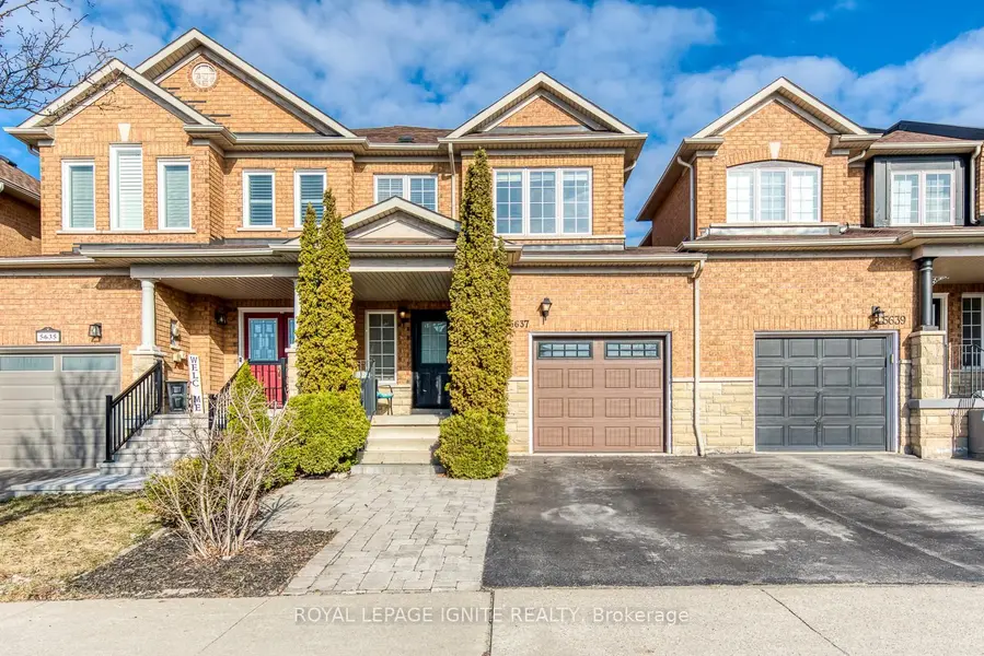 5637 Evelyn LN, Burlington, ON L7L 6X1