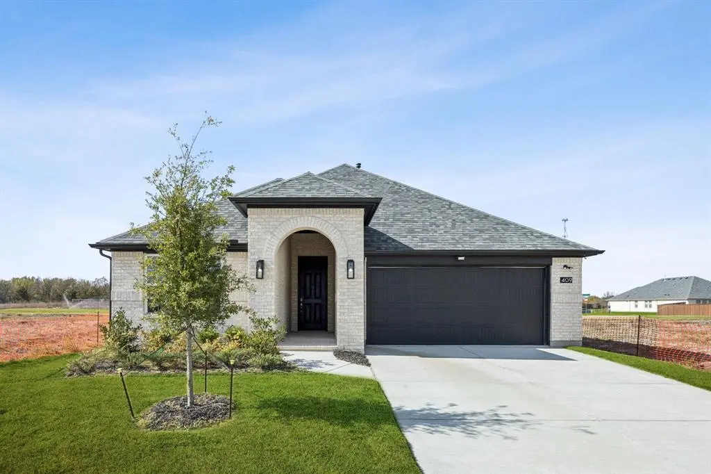 409 Oceania Lane, Seagoville, TX 75159