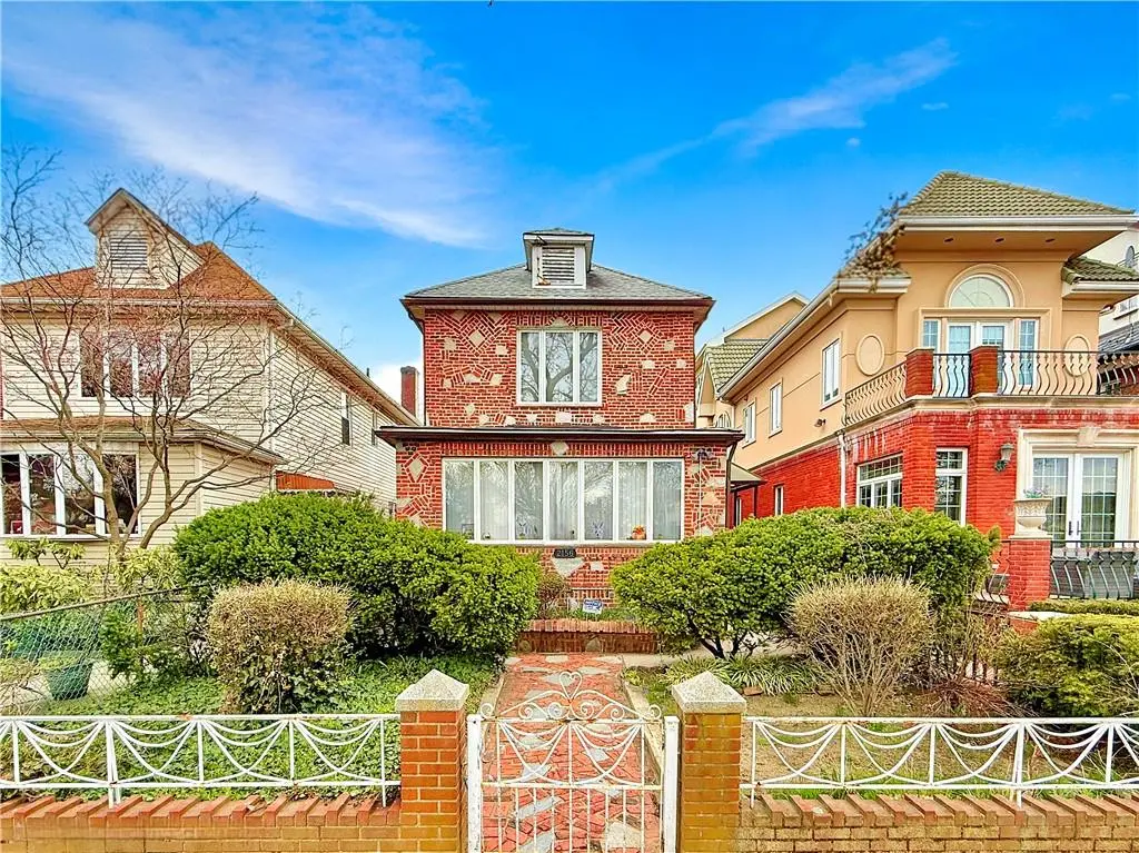 2156 Ocean Pkwy, Brooklyn, NY 11223