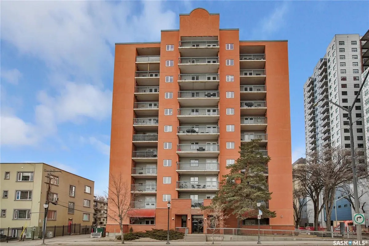 405 5th AVENUE #902, Saskatoon, SK S7K 6Z3