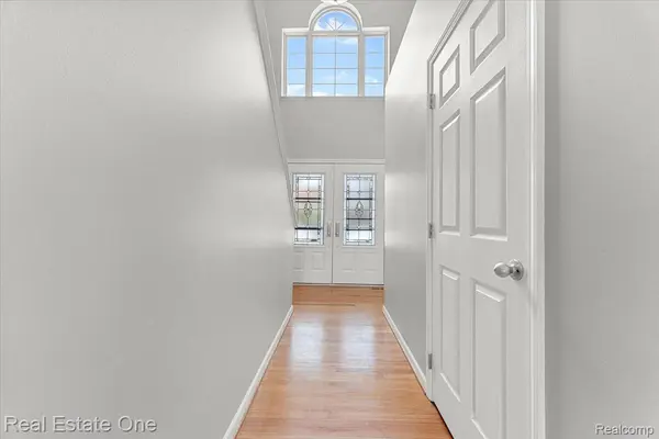 15405 Oakleigh, Southgate, MI 48195