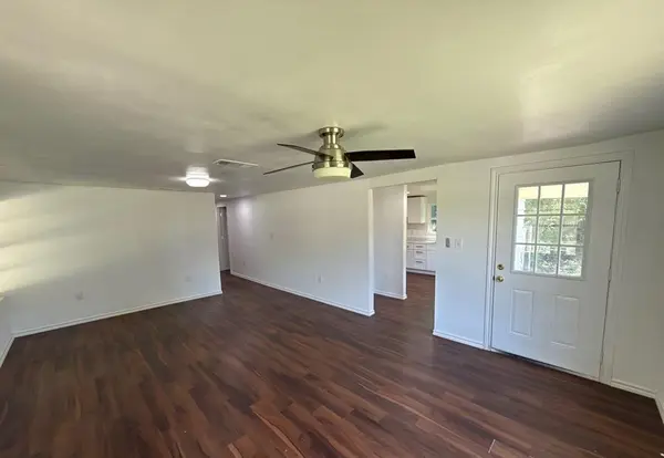 711 Dubois Street, Denison, TX 75020