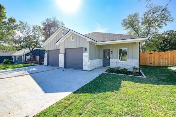 103 & 105 S Barron, Covington, TX 76636