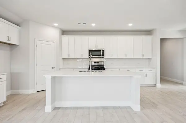 409 Oceania Lane, Seagoville, TX 75159