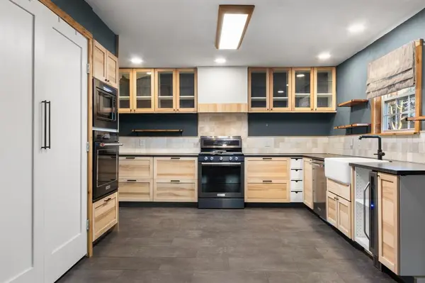 2208 Lake Ridge Circle, Waco, TX 76710