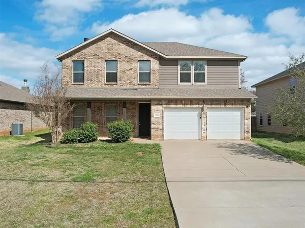 2811 W Washington Street, Denison, TX 75020