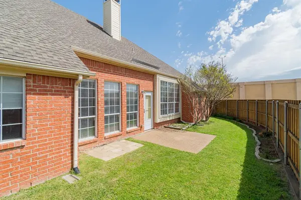 2712 Creekmere Drive, Richardson, TX 75082