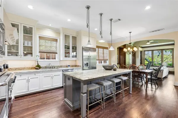 6403 Westlake Avenue, Dallas, TX 75214