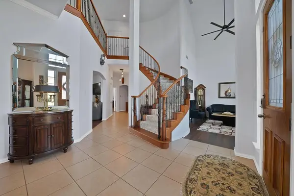 1611 Mustang Court, Cedar Hill, TX 75104