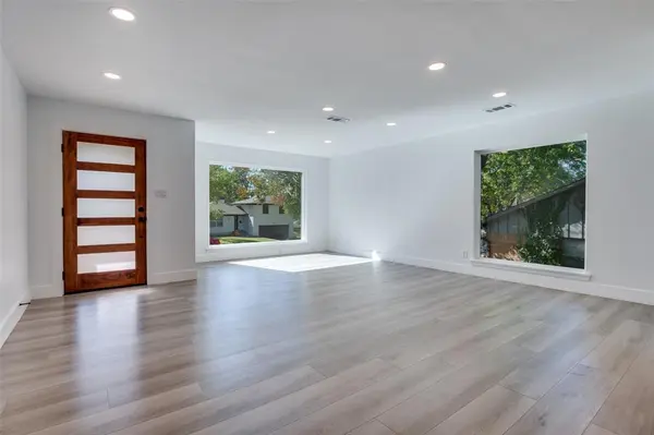 2330 Cody Drive, Dallas, TX 75228