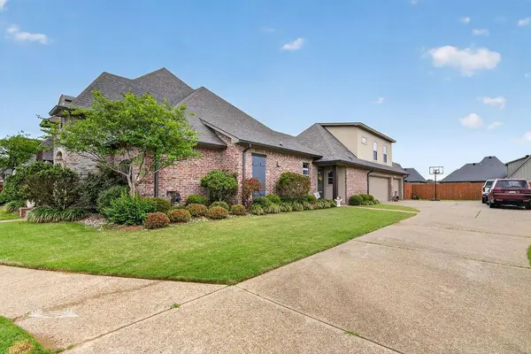 226 Donna Lane, Stonewall, LA 71078