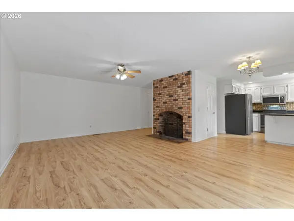 8448 SW CHELAN CT, Tualatin, OR 97062