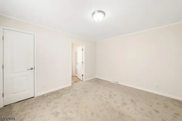 225 Albert St, Lodi Boro, NJ 07644