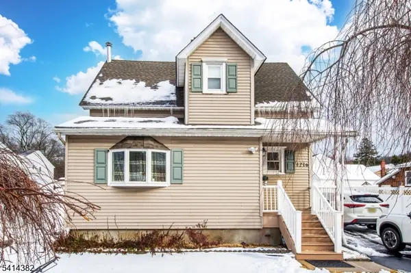 1216 Ringwood Ave, Wanaque Boro, NJ 07420