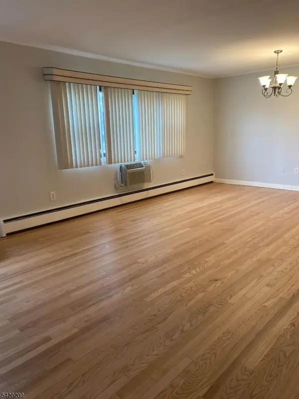 4 D Colonial Dr #4D, Little Falls Twp., NJ 07424