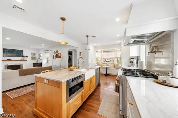 1341 Birch Hill Rd, Mountainside Boro, NJ 07092