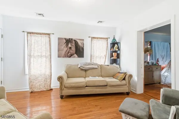 135 Dixon Ave, Paterson City, NJ 07501