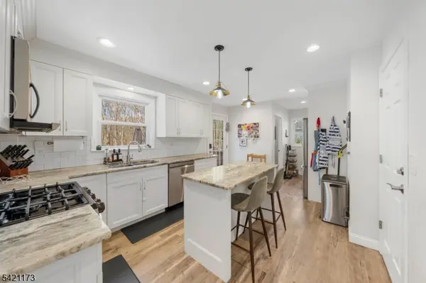 558 Schuyler Way, Union Twp., NJ 07083