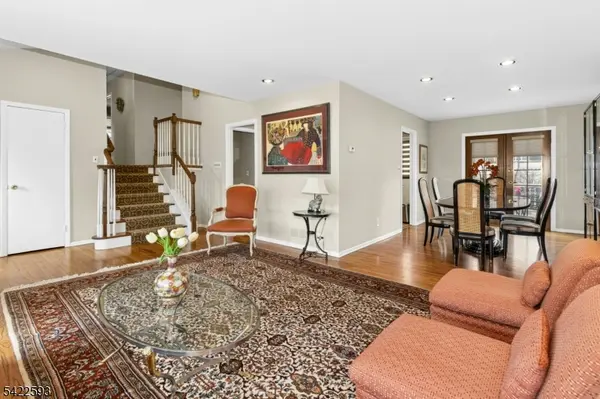 46 SURREY ROAD, Clark Twp., NJ 07066