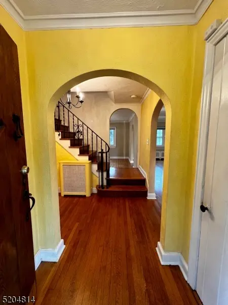 12 Hobart Gap Rd, Millburn Twp., NJ 07078