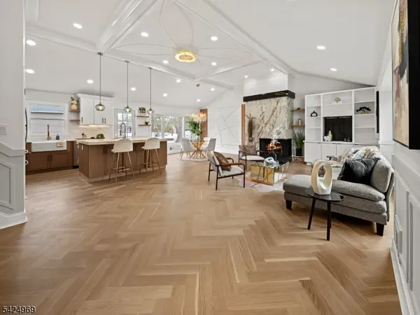 22-35 Radburn Rd, Fair Lawn Boro, NJ 07410