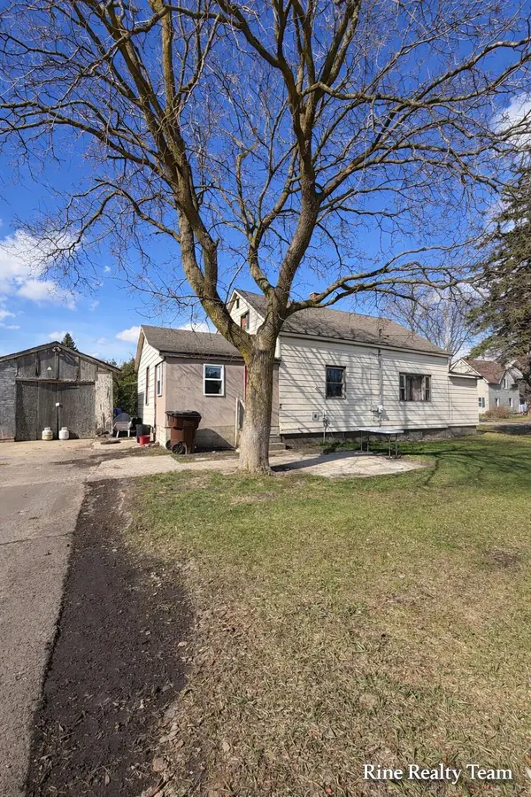 1101 Manning ST, Wexford Twp, MI 49601