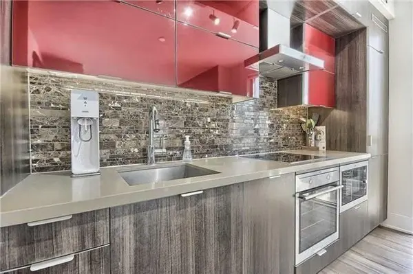 300 Front ST W #1712, Toronto C01, ON M5V 0E9