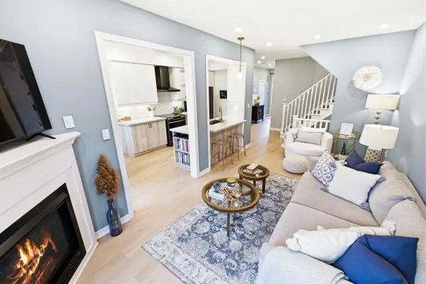 1911 Calvington DR, Pickering, ON L1V 0B3