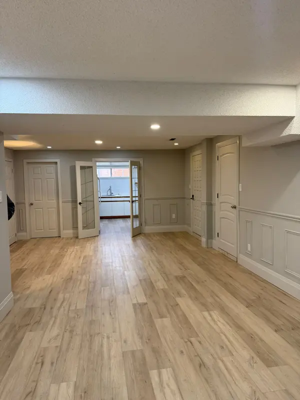 46 Dorengate DR, Vaughan, ON L4L 3H1