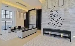 55 Oneida CRES #607, Richmond Hill, ON L4B 4T9