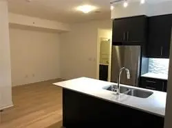 55 Oneida CRES #607, Richmond Hill, ON L4B 4T9