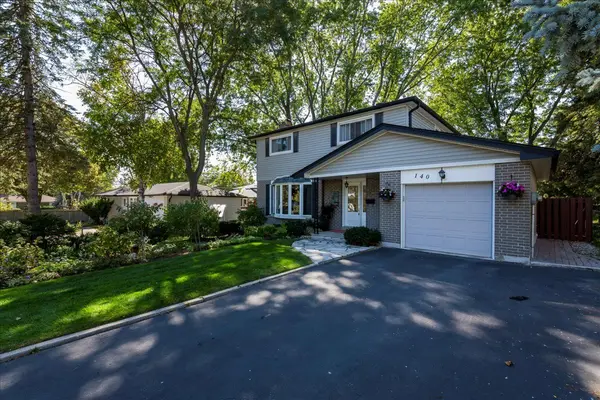 140 Orsi DR, Newmarket, ON L3Y 3H6