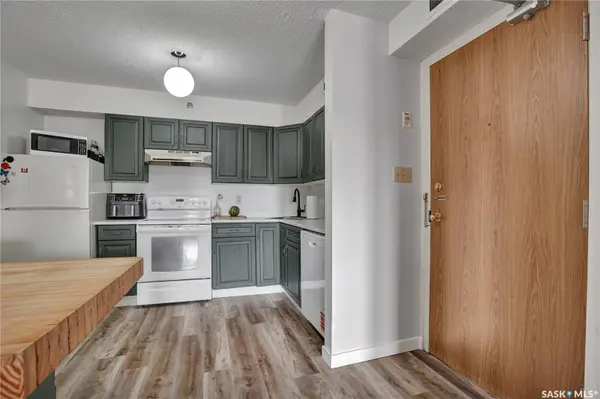 405 5th AVENUE #902, Saskatoon, SK S7K 6Z3