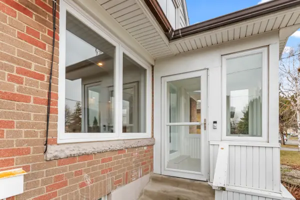 69 Joyce Pkwy, Toronto W04, ON M6B 2T3