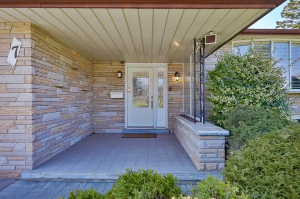 7 Lichty CRES, Kitchener, ON N2B 2Z5