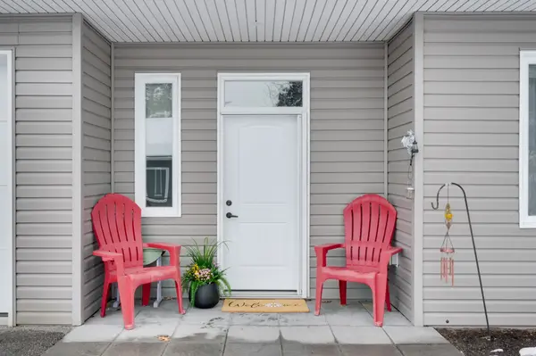 11 Autumn LN, Huntsville, ON P1H 0C7