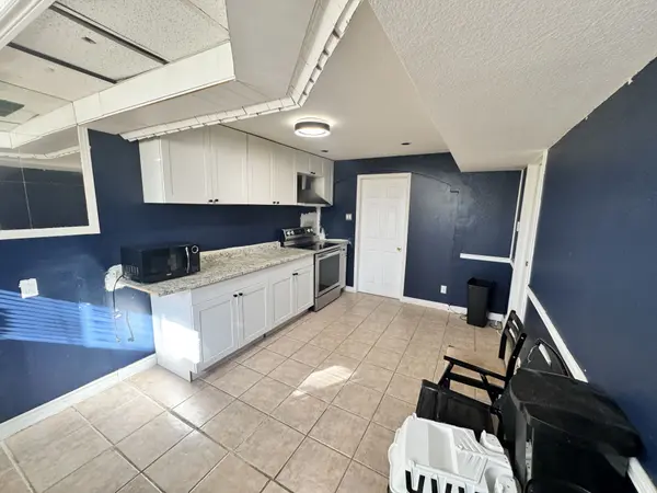 59 Colin CRES #Basement, Hamilton, ON L9A 5H8