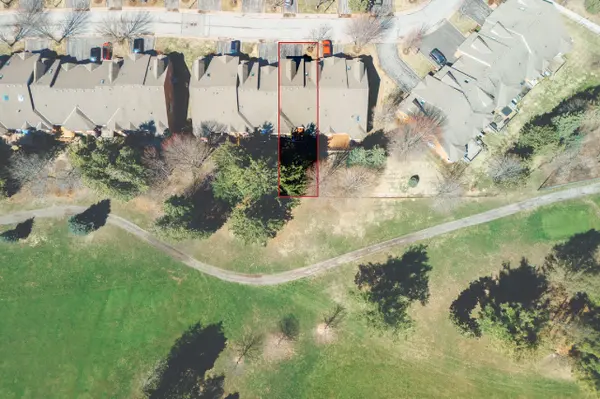 12 Fairway LN, Guelph, ON N1E 7A9