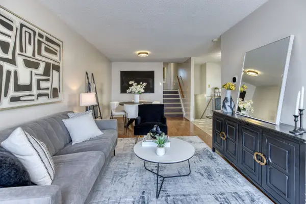 231 Heritage DR, Kitchener, ON N2B 3A9