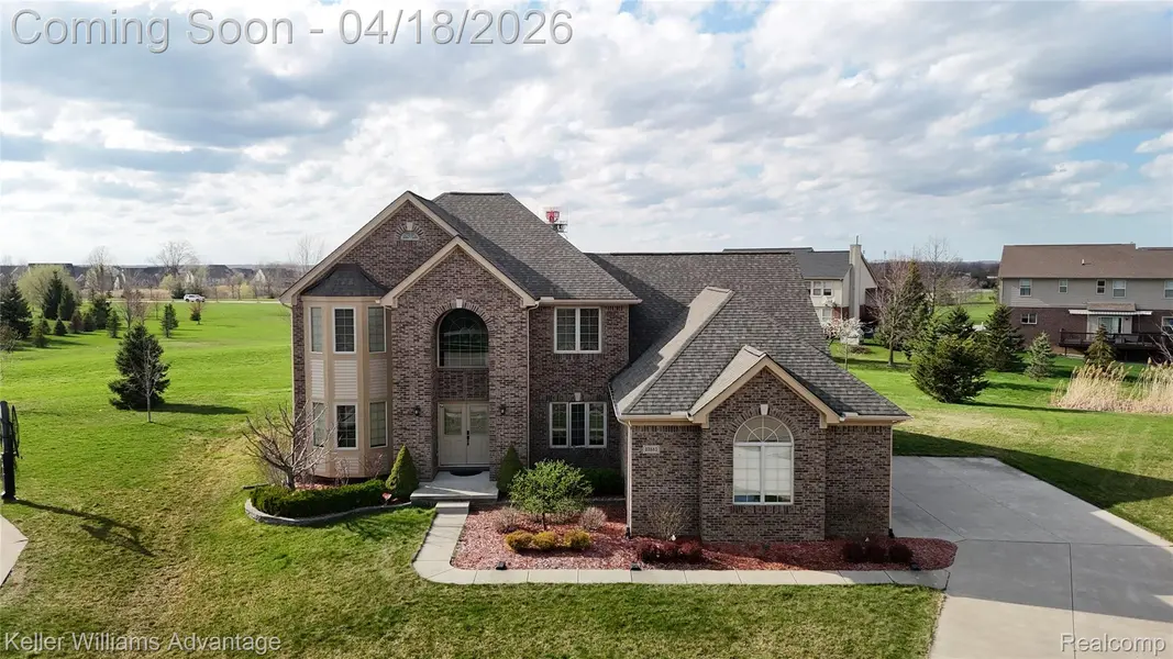 23883 Bayberry CT, Lyon Charter Township, MI 48178