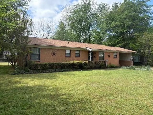 312 Radio Road, Sulphur Springs, TX 75482