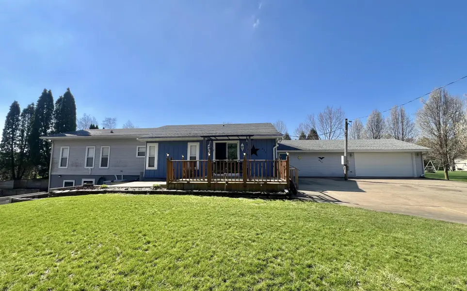 833 Crauns LN, Algansee Twp, MI 49082