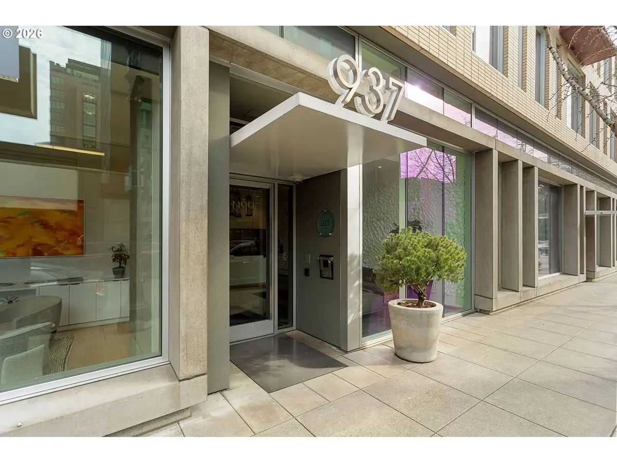 937 NW GLISAN ST #430, Portland, OR 97209