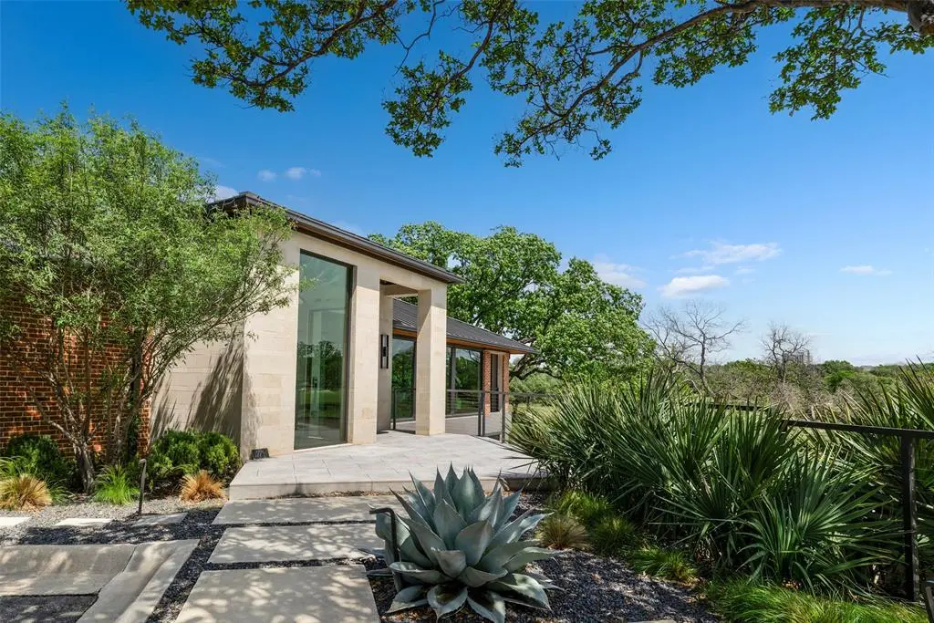 17214 Club Hill Drive, Dallas, TX 75248