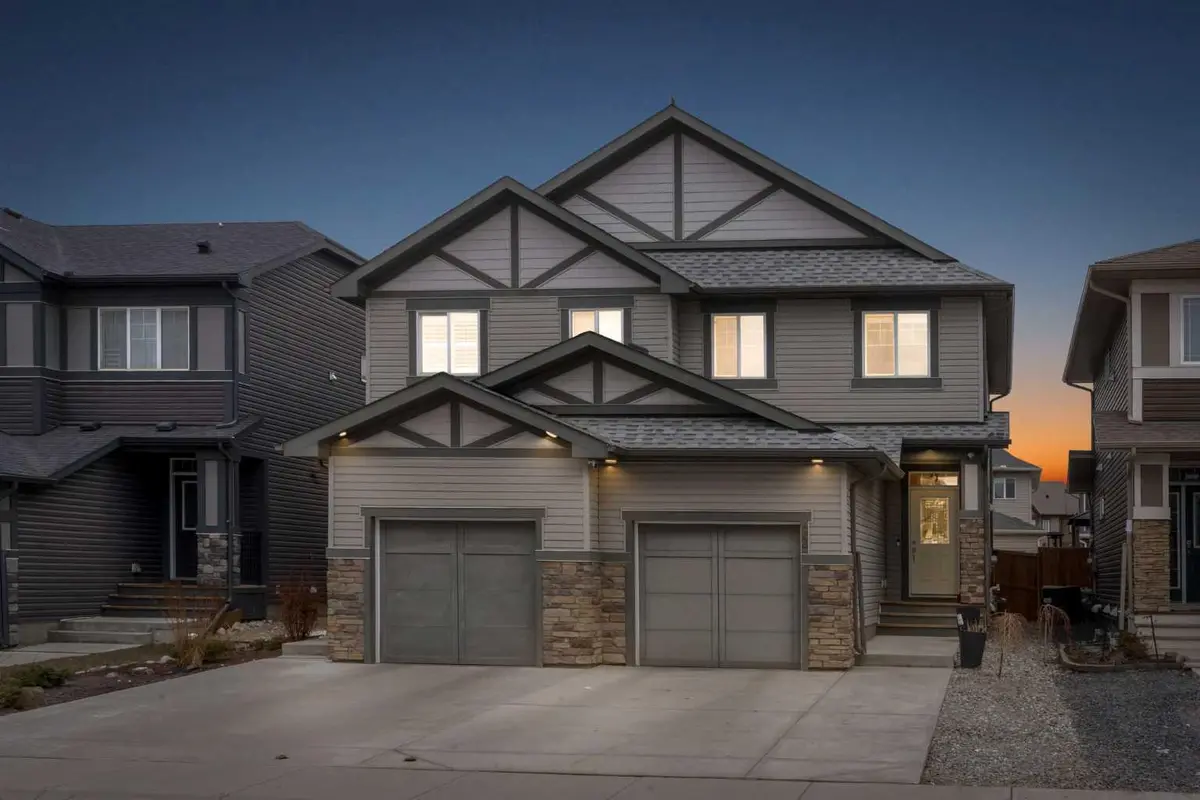 92 Legacy Glen ST SE, Calgary, AB T2X 3Y7