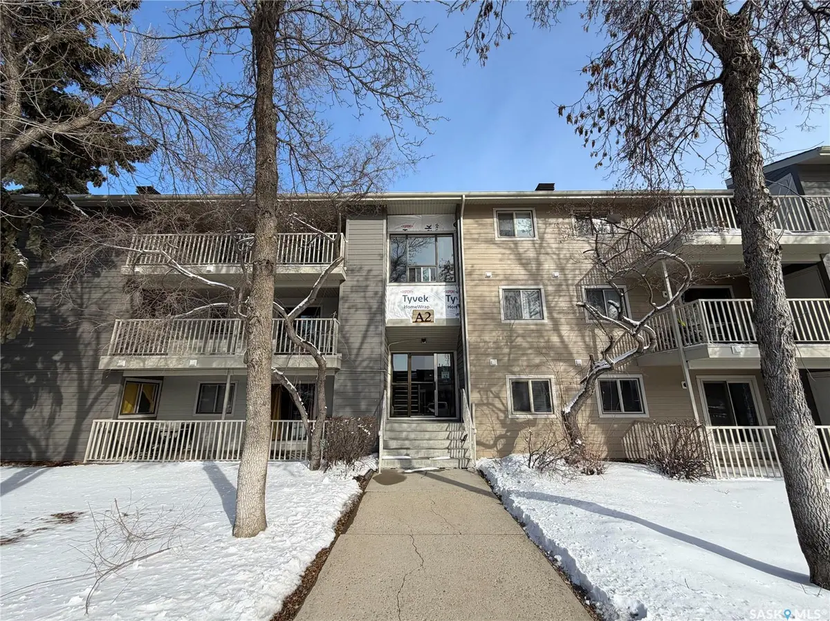1121 McKercher DRIVE #106A, Saskatoon, SK S7H 5B8