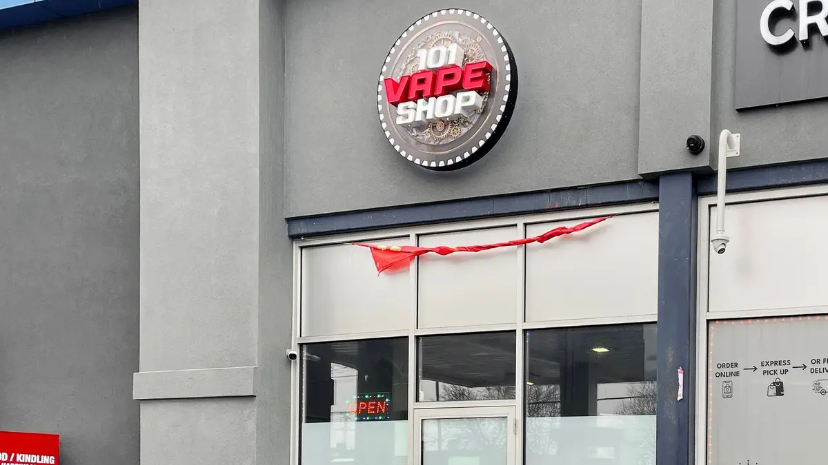 5455 Steeles AVE W, Toronto W05, ON M9L 1S7