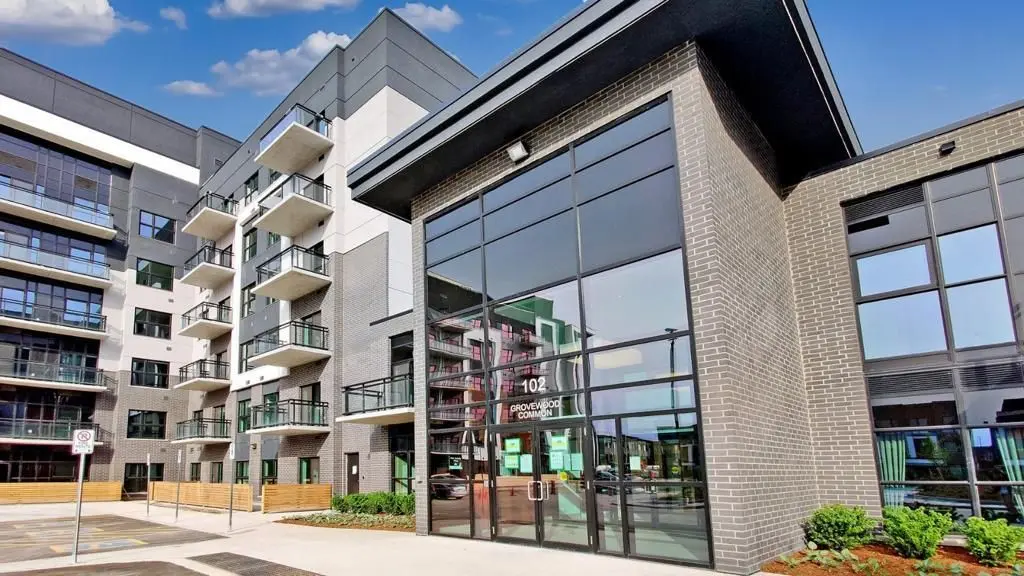 102 Grovewood Common CIR #503, Oakville, ON L6H 0X2